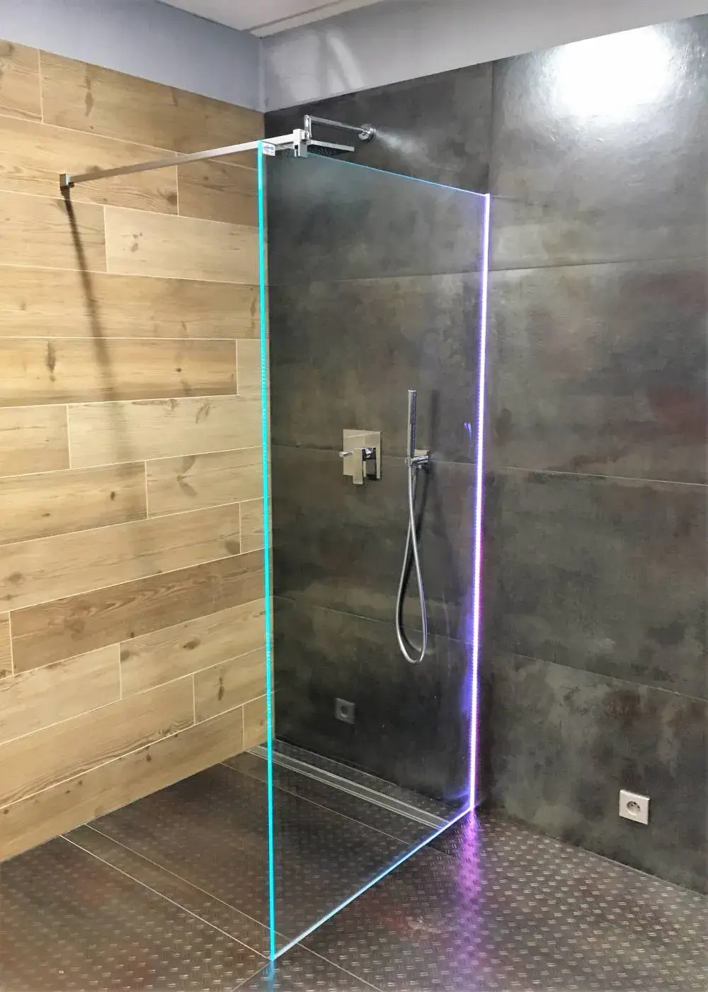 Pare-douche près de Domancy